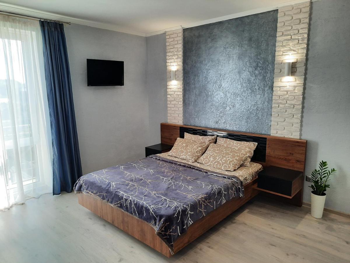 New Luxury Studio Apartment 伊万诺-弗兰科夫斯克 外观 照片