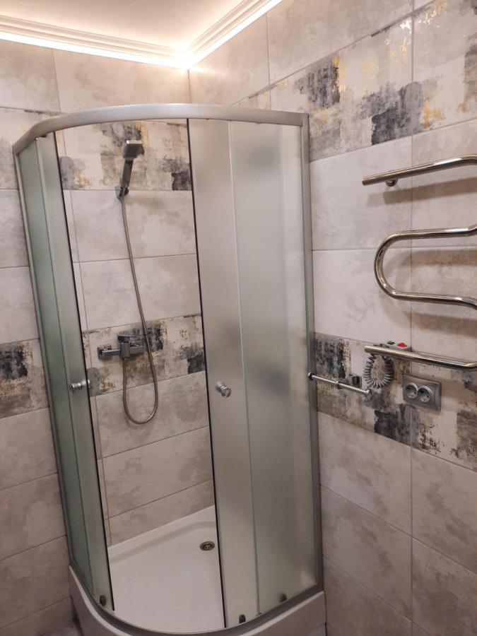 New Luxury Studio Apartment 伊万诺-弗兰科夫斯克 外观 照片